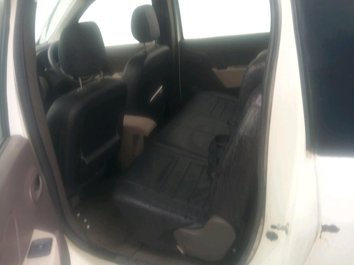 2015 Renault Lodgy 85 PS RXL, Diesel, Manual, 1,07,520 km, interior