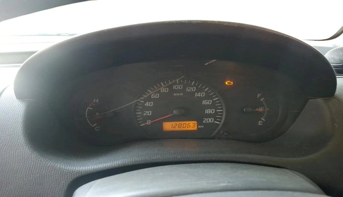 2010 Maruti Swift LXI, Petrol, Manual, 1,28,063 km, interior