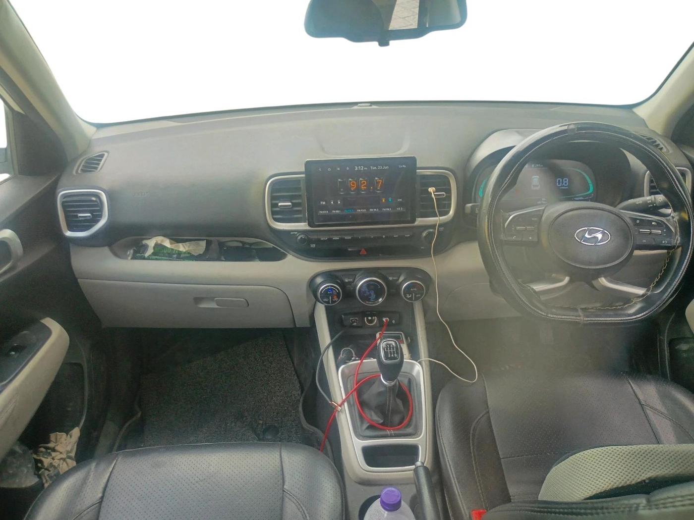 2022 Hyundai VENUE SX 1.0 (O) TURBO IMT, Petrol, Manual, 68,176 km, interior
