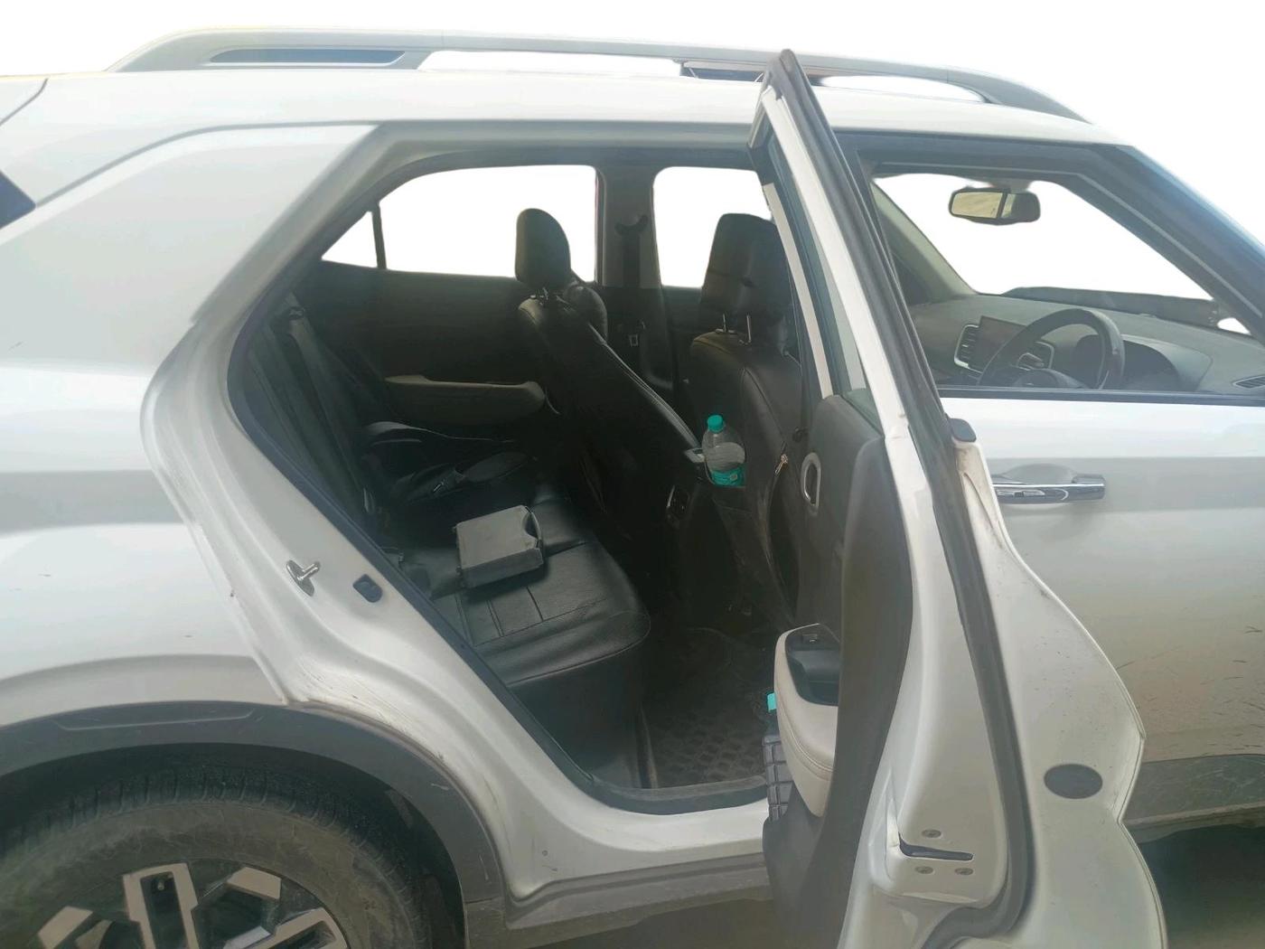 2022 Hyundai VENUE SX 1.0 (O) TURBO IMT, Petrol, Manual, 68,176 km, interior