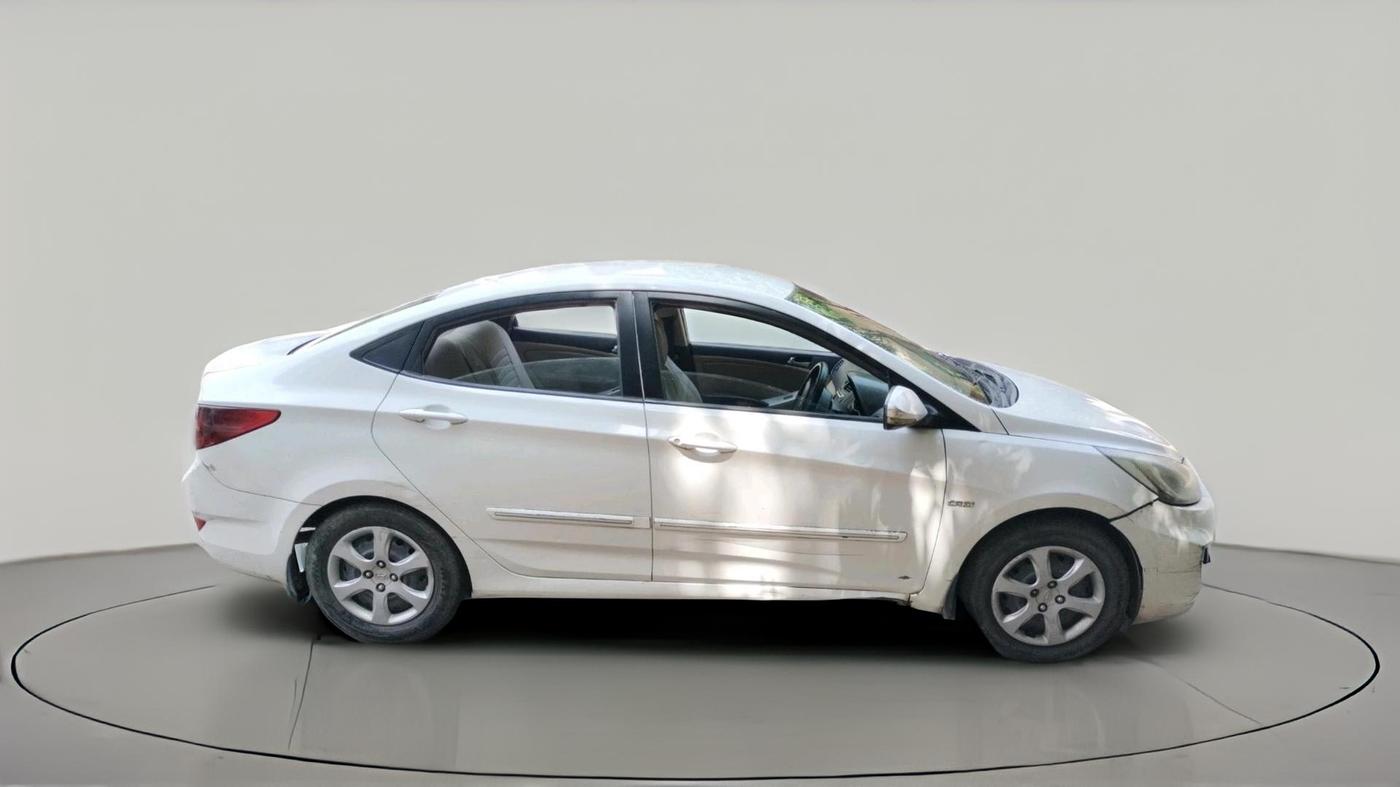2014 Hyundai Verna FLUIDIC 1.4 CRDI, Diesel, Manual, 68,374 km, exterior