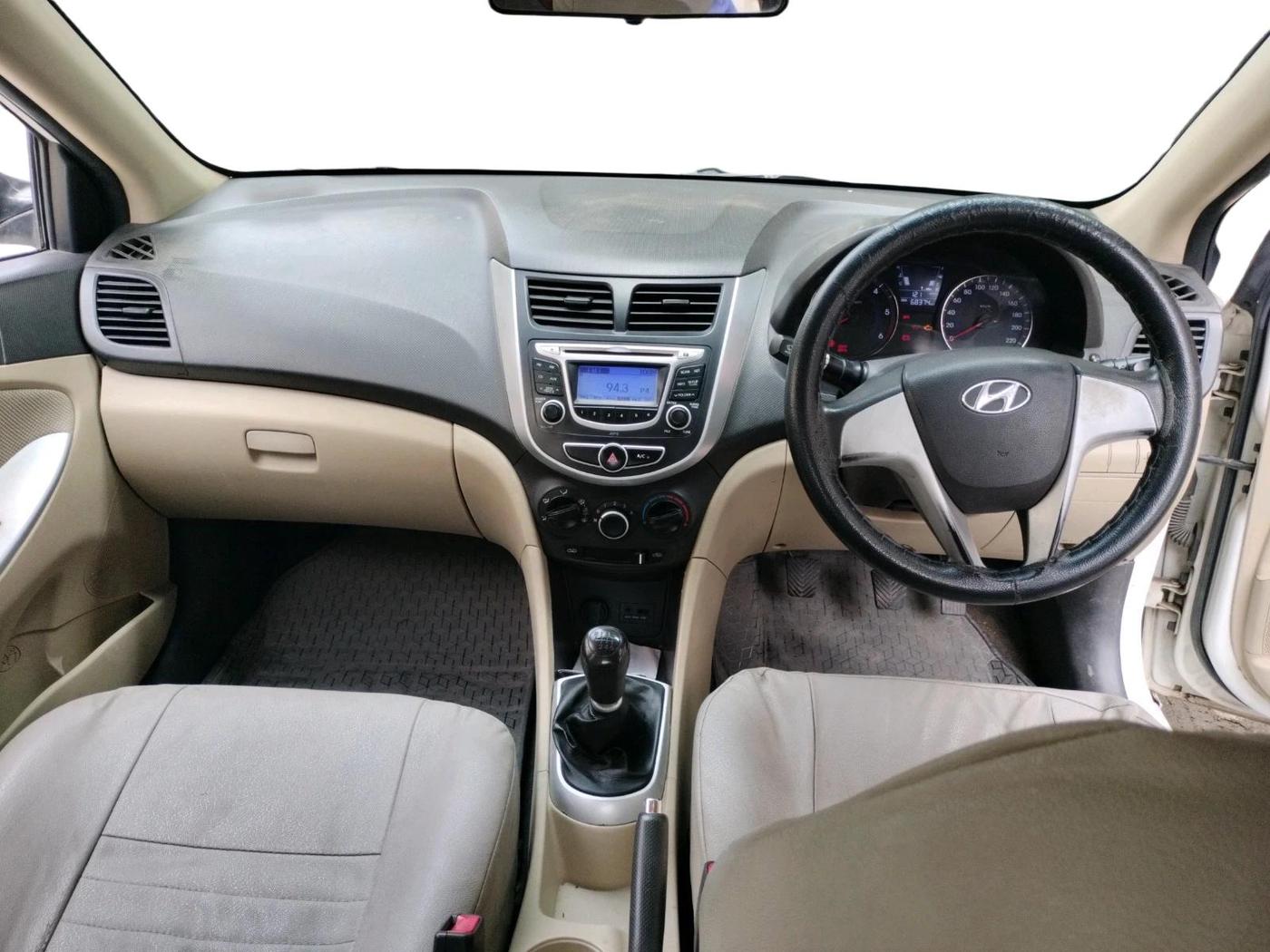 2014 Hyundai Verna FLUIDIC 1.4 CRDI, Diesel, Manual, 68,374 km, interior