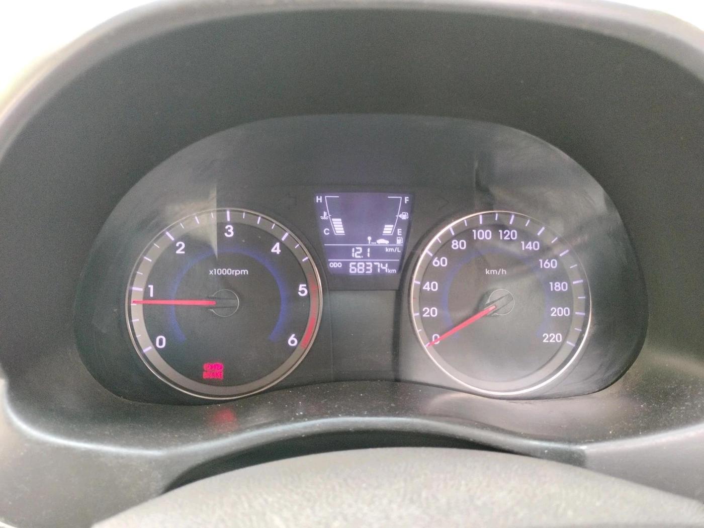 2014 Hyundai Verna FLUIDIC 1.4 CRDI, Diesel, Manual, 68,374 km, interior