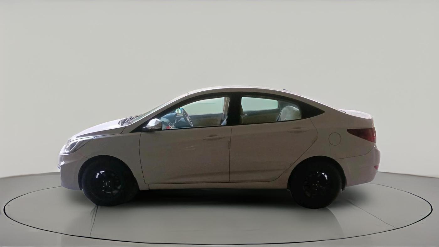 2013 Hyundai Verna FLUIDIC 1.6 VTVT EX, Petrol, Manual, 65,793 km, exterior