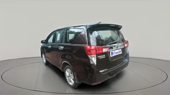 2016 Toyota Innova Crysta 2.8 ZX AT 7 STR, Diesel, Automatic, 1,49,508 km, exterior