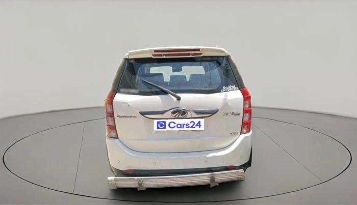 2015 Mahindra XUV500 W10, Diesel, Manual, 1,16,579 km, exterior