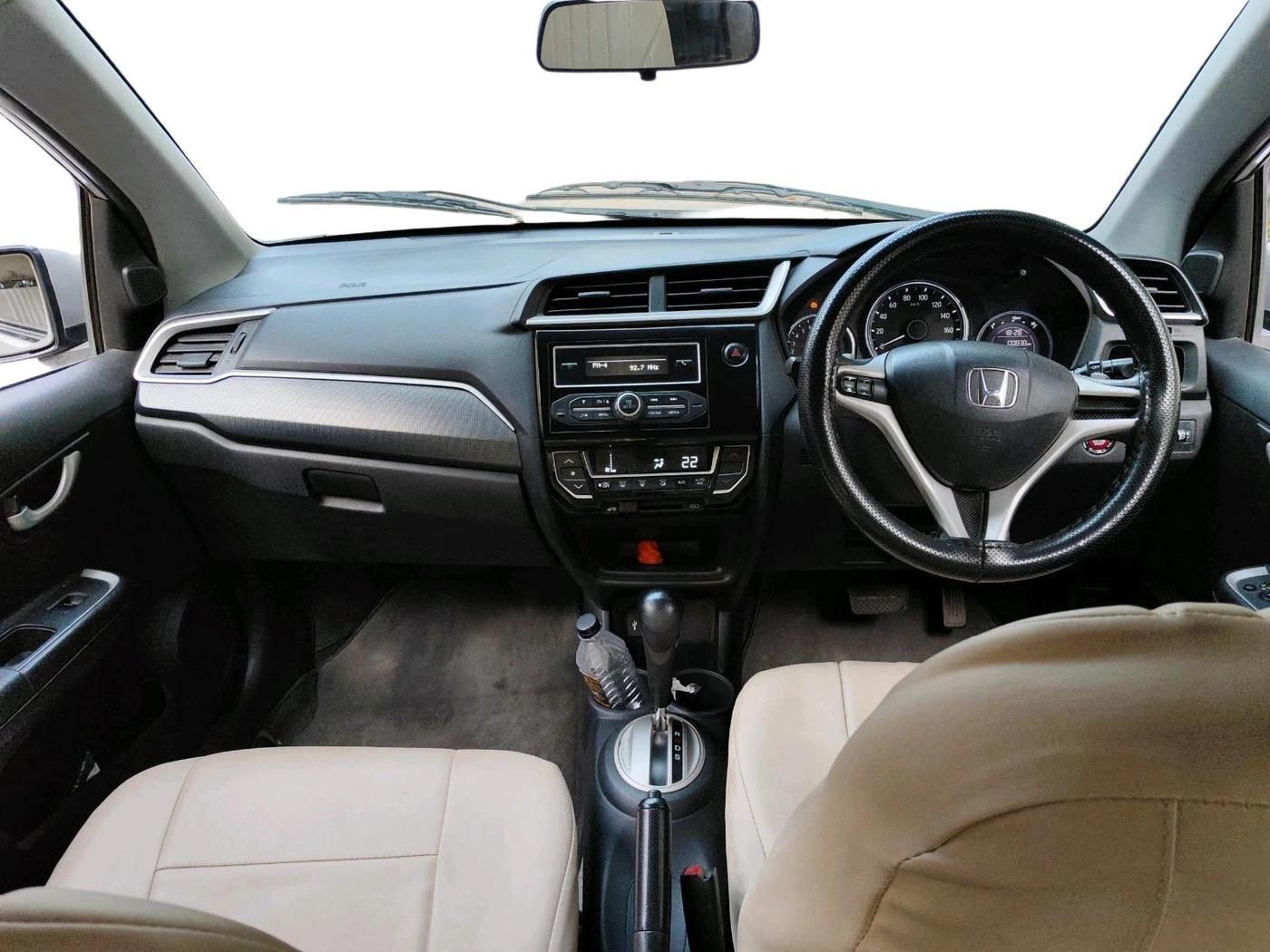 2017 Honda BR-V 1.5L I-VTEC V CVT, Petrol, Automatic, 1,00,838 km, interior
