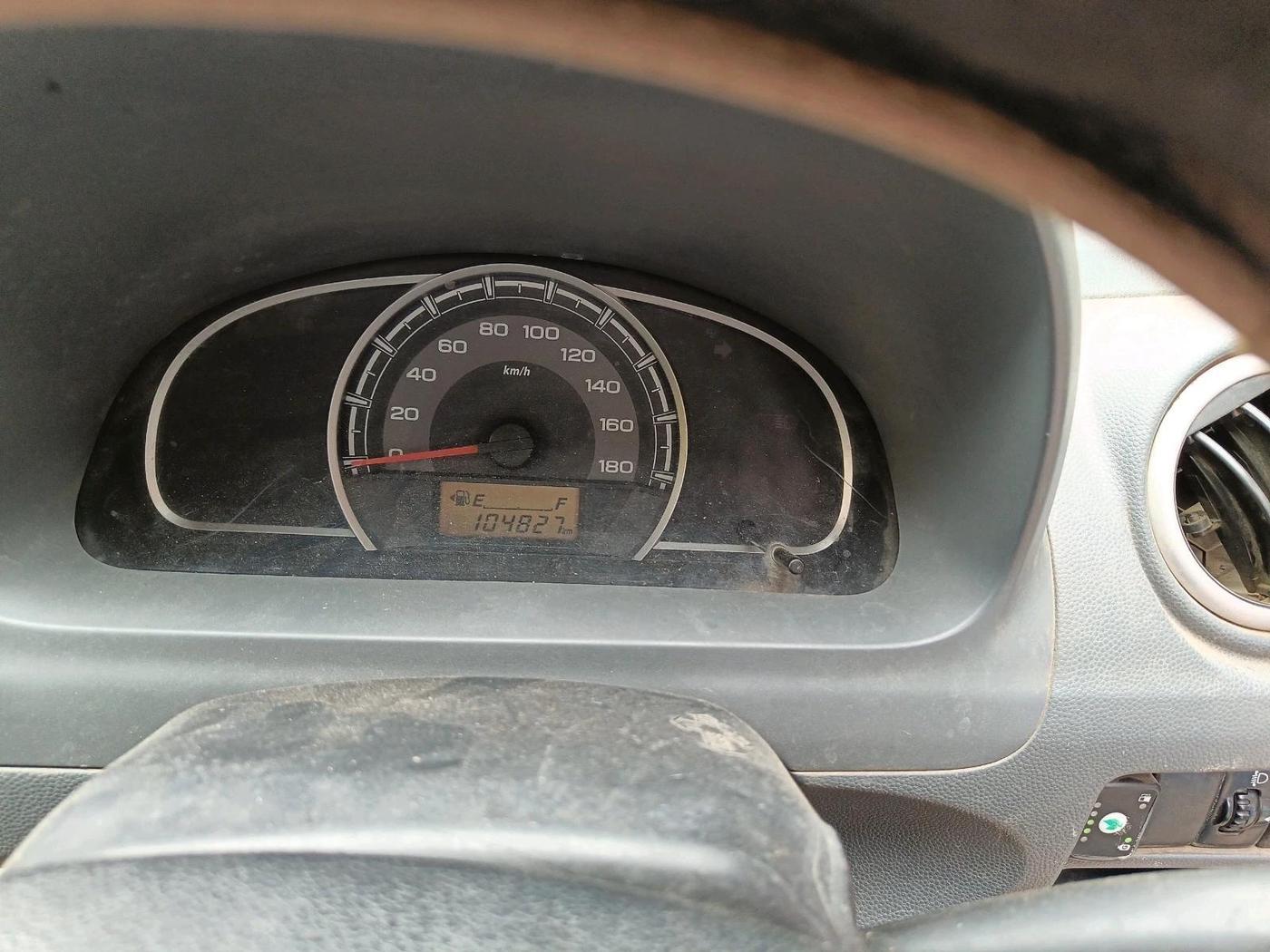 2013 Maruti Alto 800 LXI, CNG, Manual, 1,04,827 km, interior
