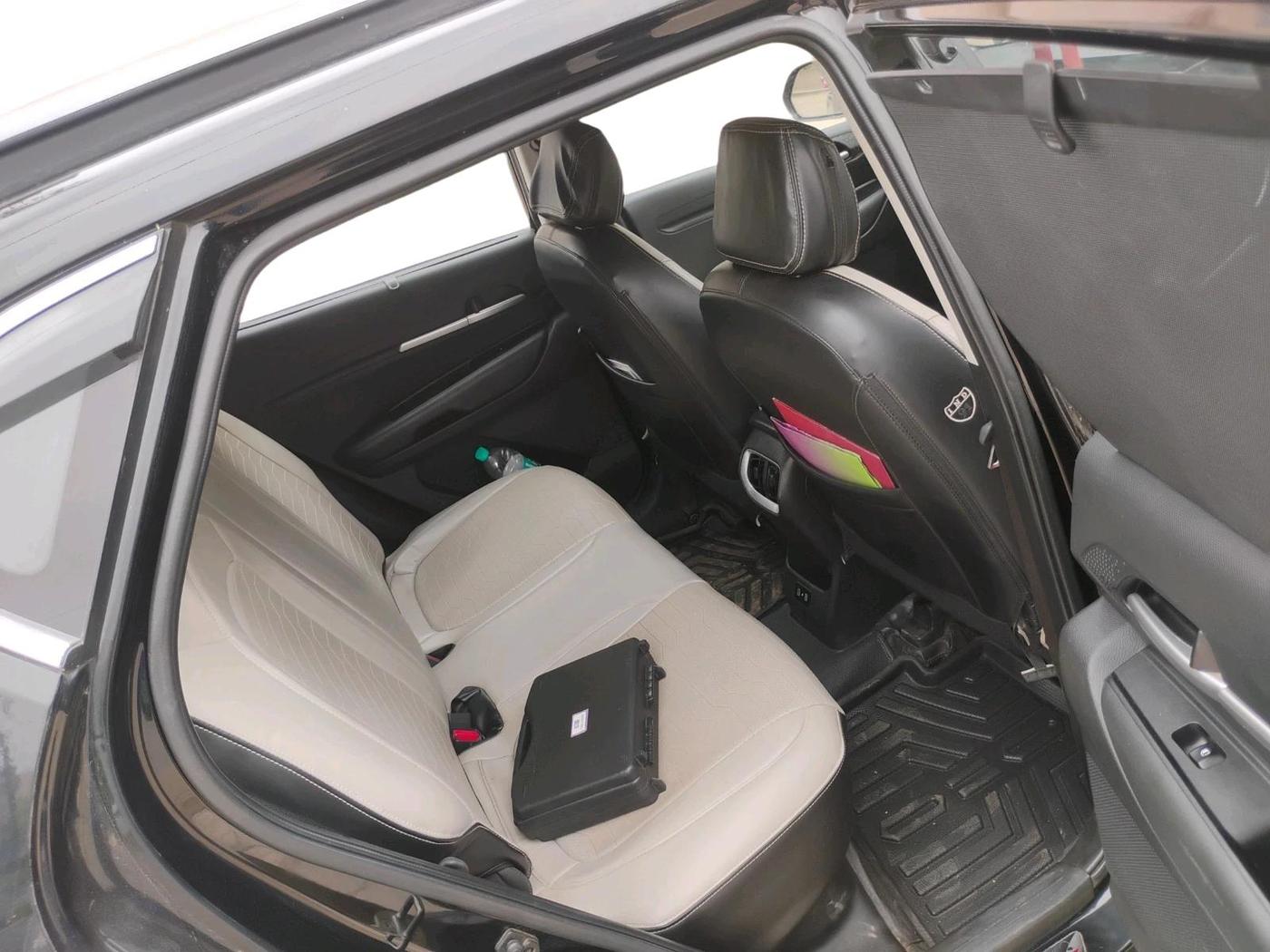2024 KIA SONET HTK PLUS 1.2 PETROL MT, Petrol, Manual, 22,048 km, interior