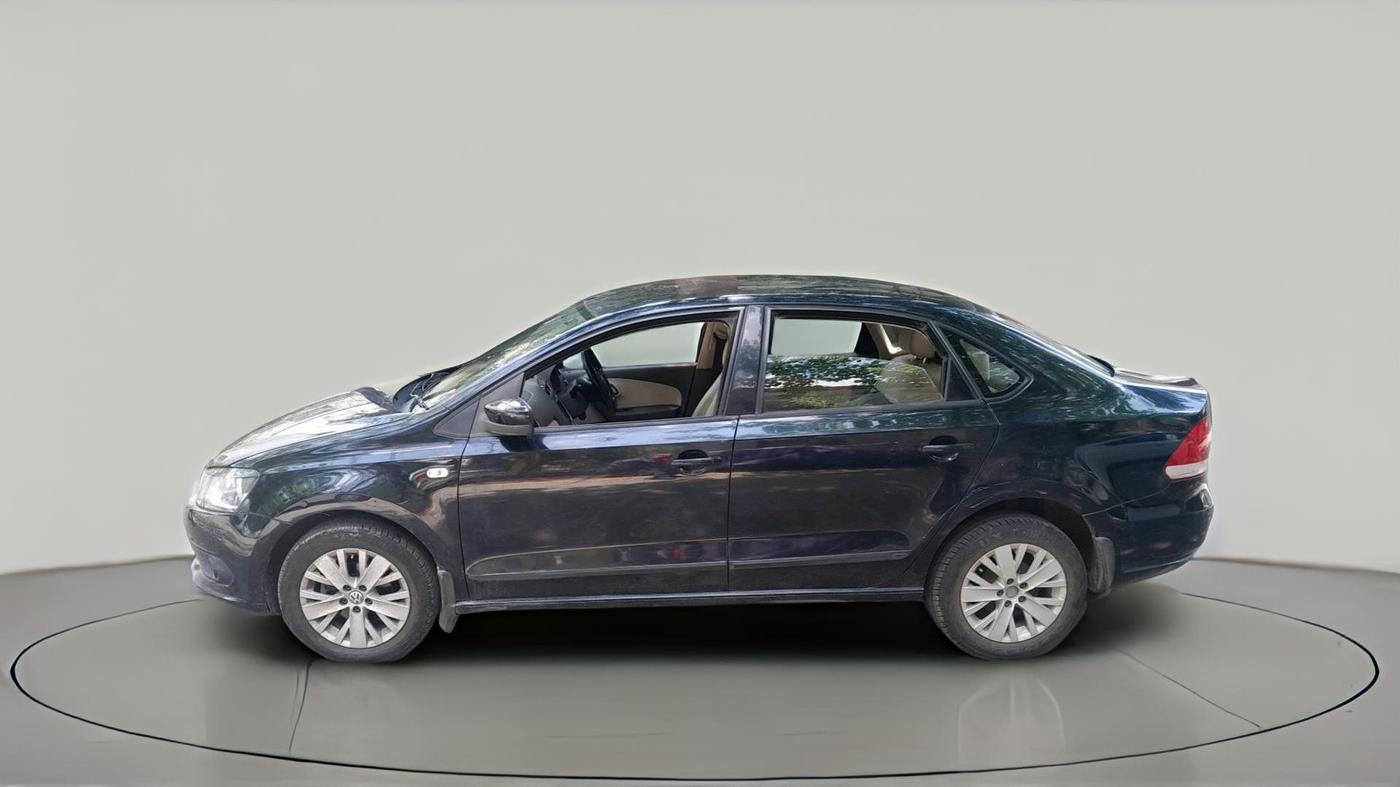 2015 Volkswagen Vento HIGHLINE PLUS 1.5 AT 16 ALLOY, Diesel, Automatic, 1,06,847 km, exterior