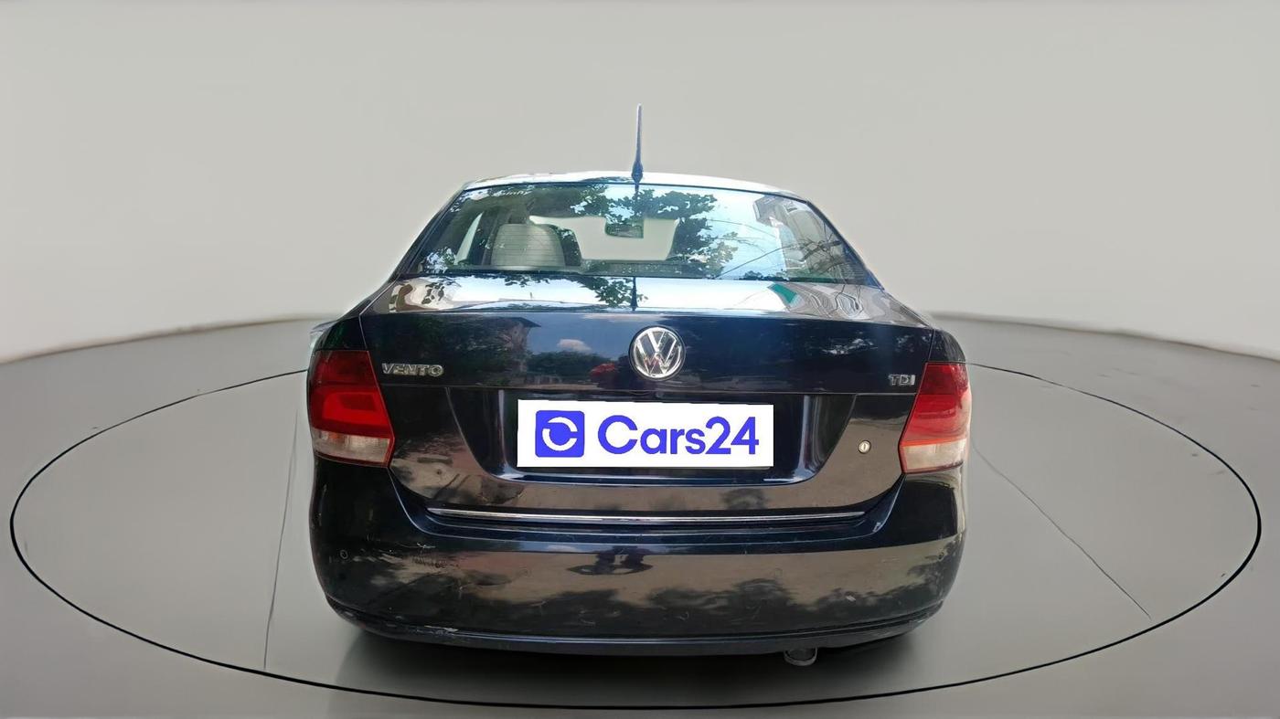 2015 Volkswagen Vento HIGHLINE PLUS 1.5 AT 16 ALLOY, Diesel, Automatic, 1,06,847 km, exterior