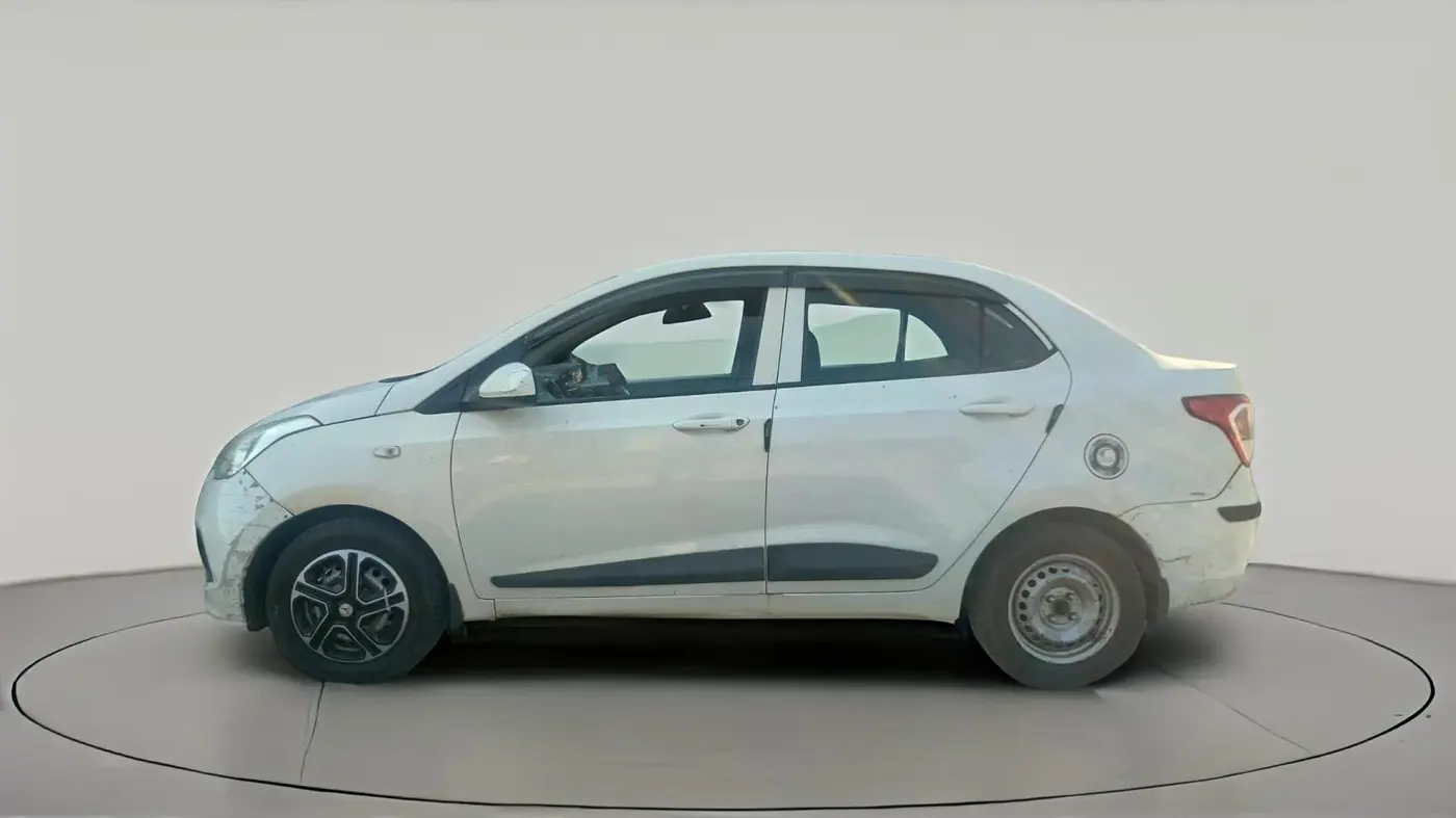 2016 Hyundai Xcent BASE 1.1, Diesel, Manual, 62,553 km, exterior