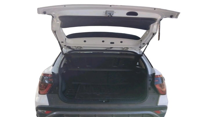 2023 Hyundai Creta SX 1.5 PETROL, Petrol, Manual, 52,829 km, exterior