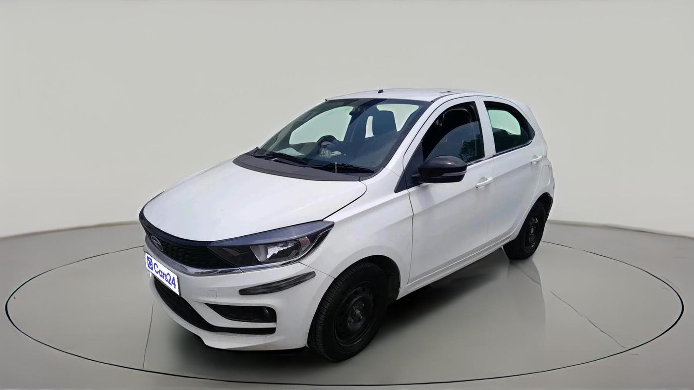 2022 Tata Tiago XT CNG, CNG, Manual, 1,13,200 km, exterior