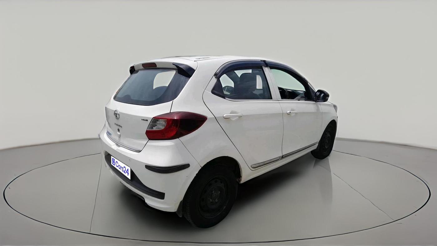 2022 Tata Tiago XT CNG, CNG, Manual, 1,13,200 km, exterior