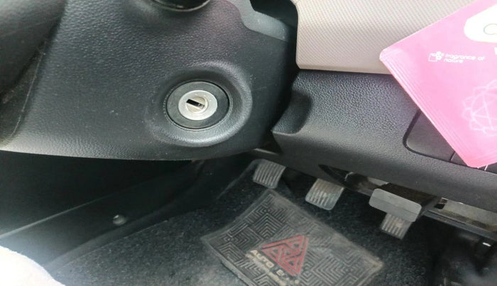 2018 Hyundai Grand i10 MAGNA 1.2 KAPPA VTVT, Petrol, Manual, 1,06,061 km, interior