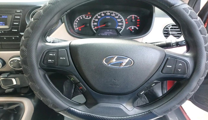 2018 Hyundai Grand i10 MAGNA 1.2 KAPPA VTVT, Petrol, Manual, 1,06,061 km, interior