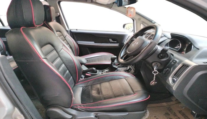 2017 Tata Hexa XM 4X2 7 STR, Diesel, Manual, 88,858 km, interior