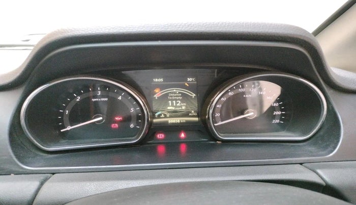 2017 Tata Hexa XM 4X2 7 STR, Diesel, Manual, 88,858 km, interior