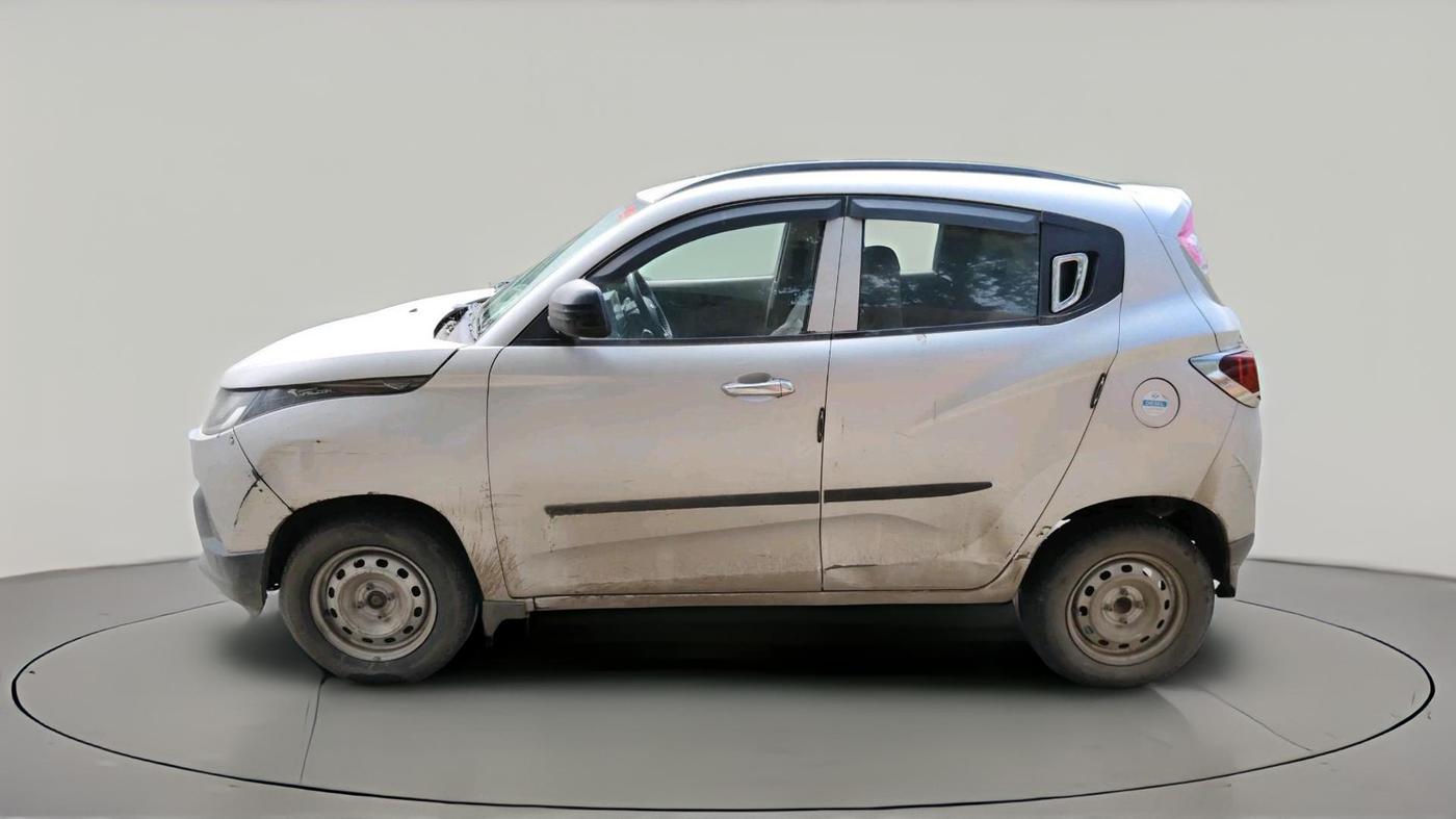 2017 Mahindra KUV 100 NXT K2 D 6S, Diesel, Manual, 73,955 km, exterior
