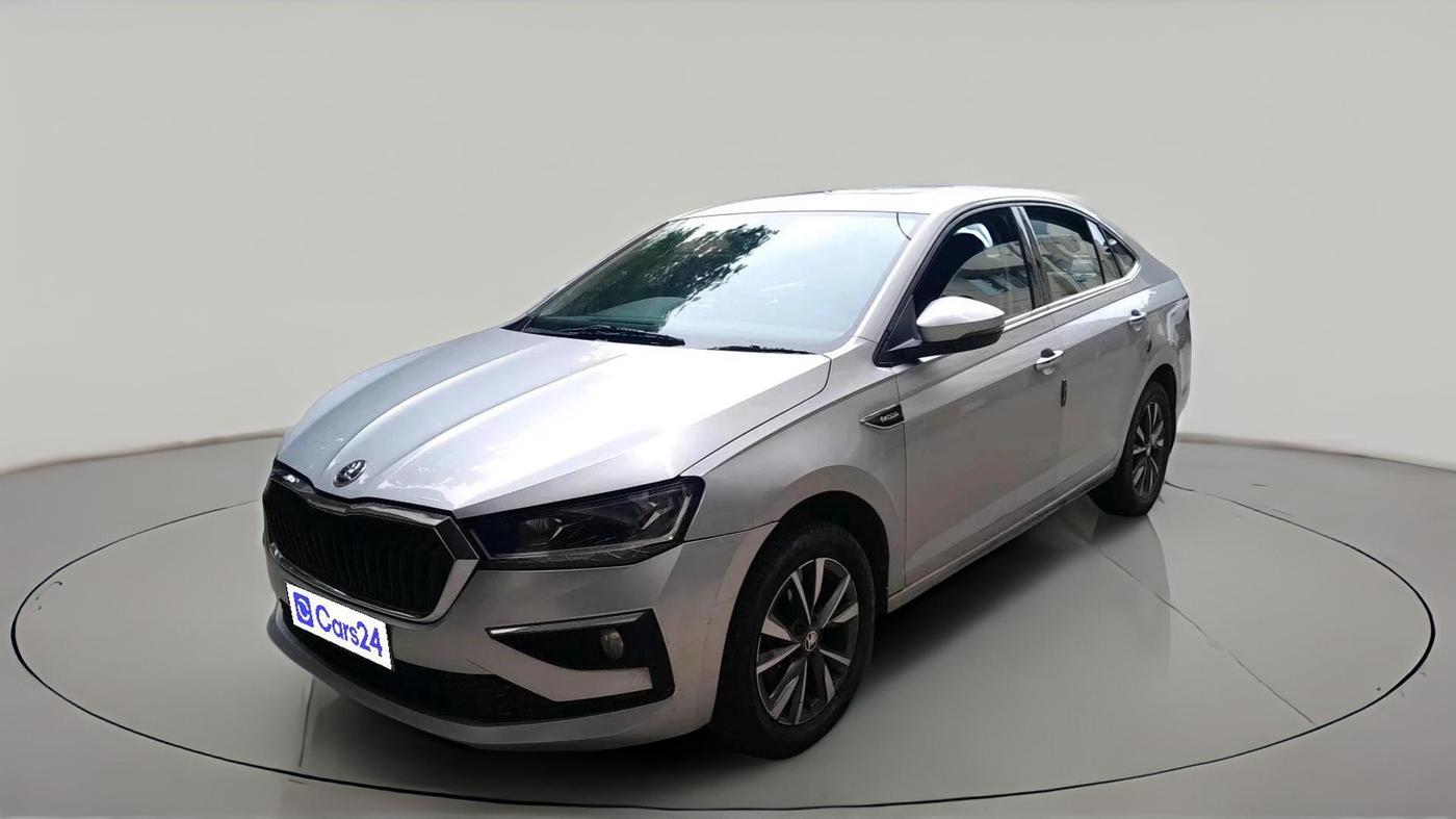 2022 Skoda SLAVIA STYLE 1.0L TSI MT, Petrol, Manual, 83,400 km, exterior