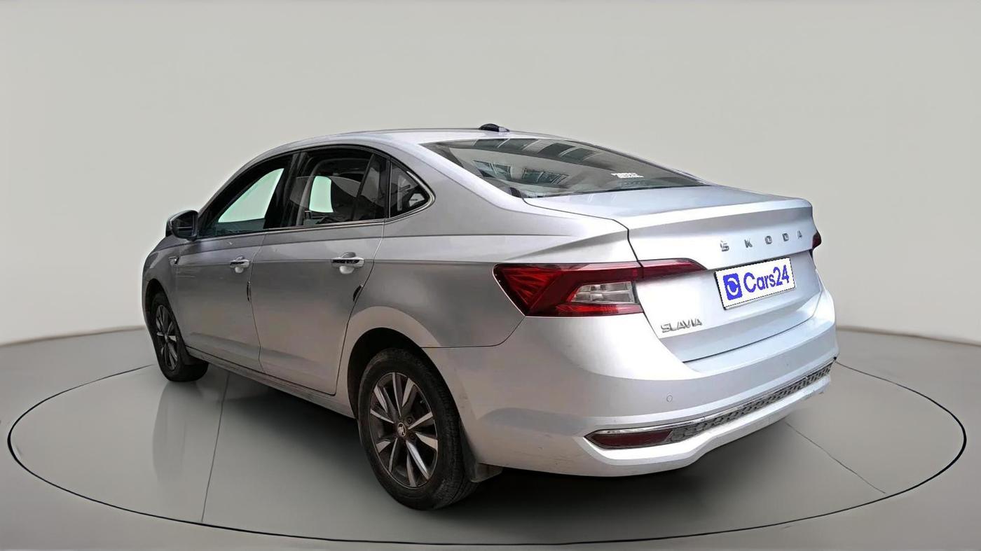 2022 Skoda SLAVIA STYLE 1.0L TSI MT, Petrol, Manual, 83,400 km, exterior
