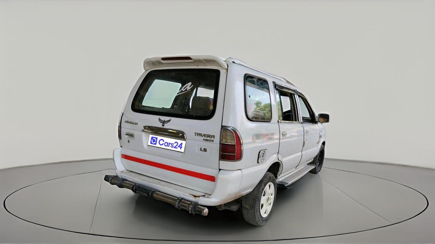 2012 Chevrolet Tavera NEO 3 10 STR BS III, Diesel, Manual, 2,54,550 km, exterior