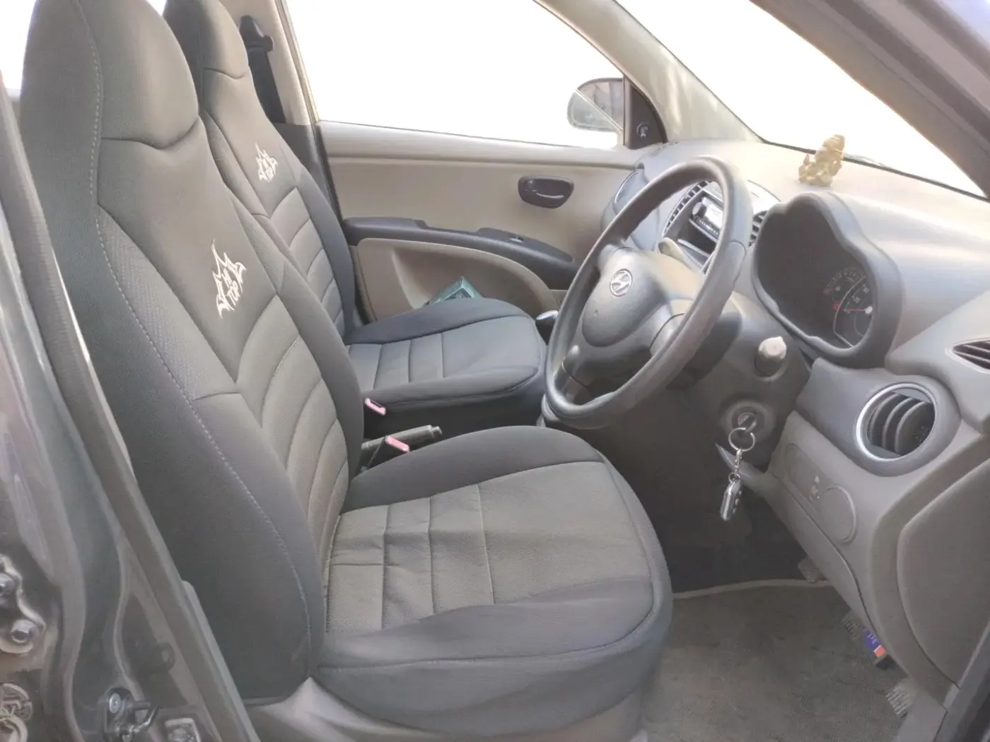 2010 Hyundai i10 ERA 1.1, Petrol, Manual, 43,785 km, interior