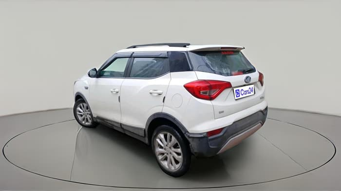 2021 Mahindra XUV300 W8 1.2 PETROL, Petrol, Manual, 45,000 km, exterior