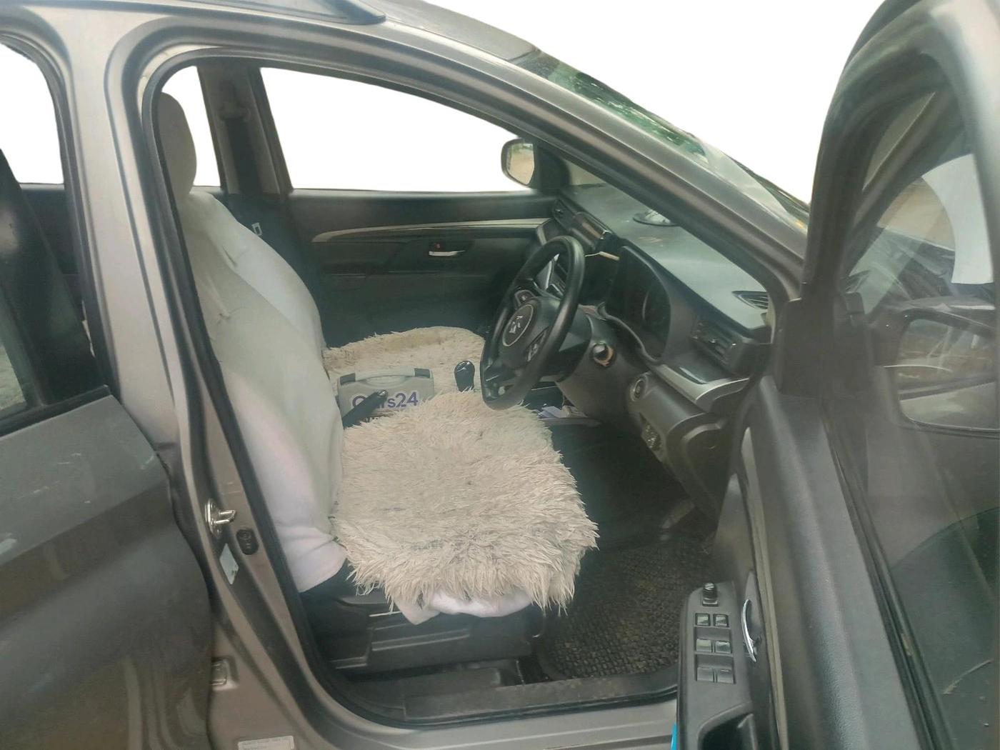 2020 Maruti XL6 ZETA MT, CNG, Manual, 3,44,533 km, interior