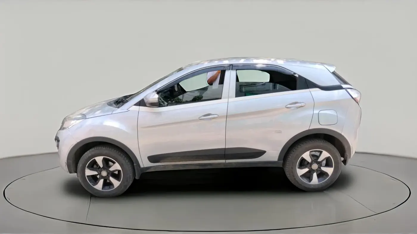 2018 Tata NEXON XM PETROL, Petrol, Manual, 70,159 km, exterior