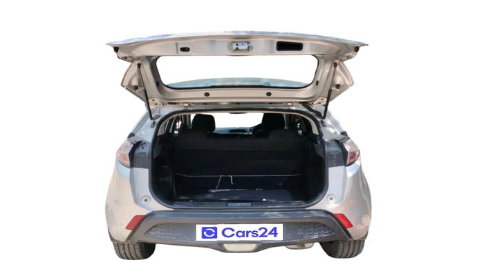 2018 Tata NEXON XM PETROL, Petrol, Manual, 70,159 km, exterior