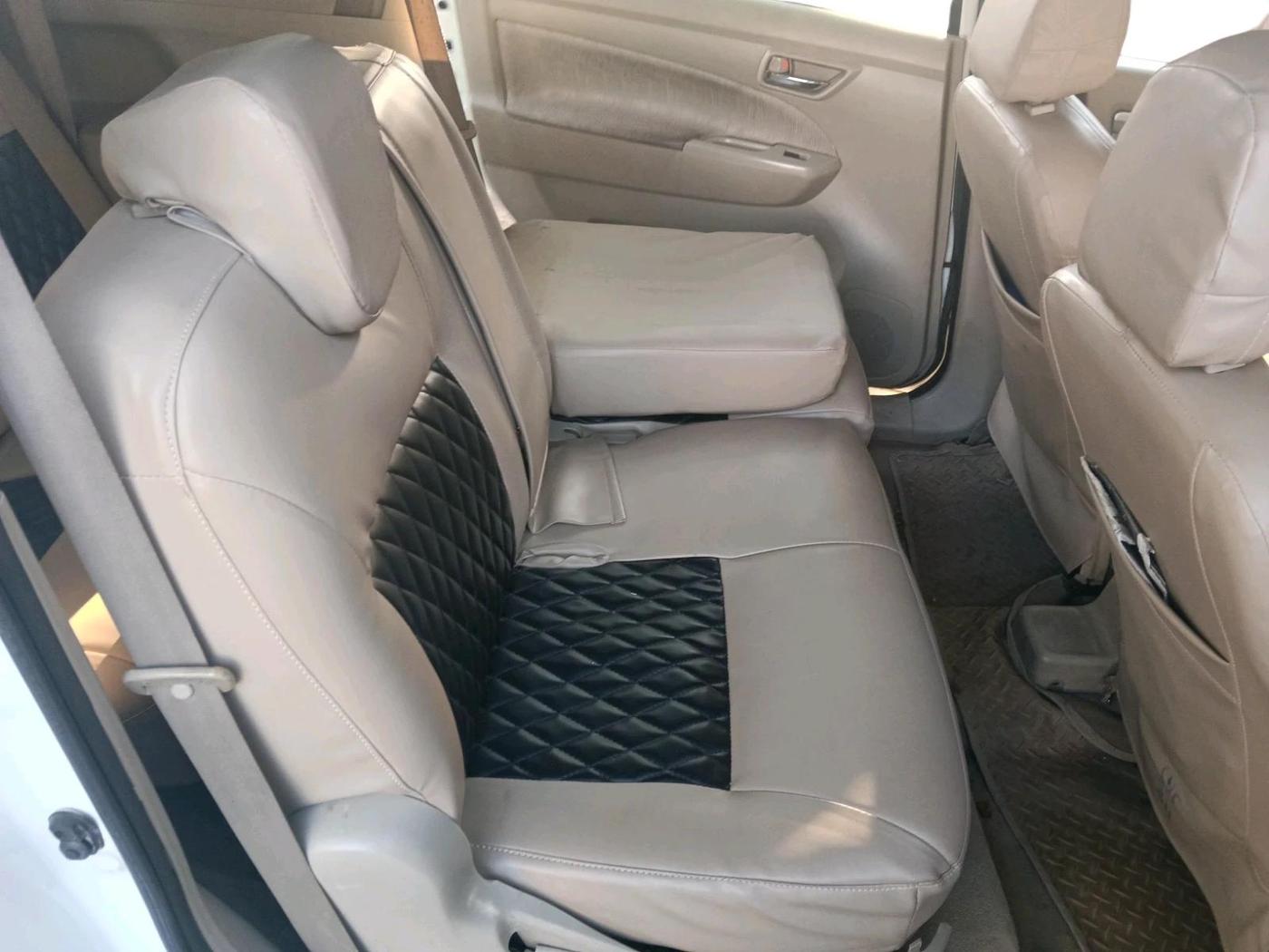 2012 Maruti Ertiga VDI, Diesel, Manual, 1,16,150 km, interior