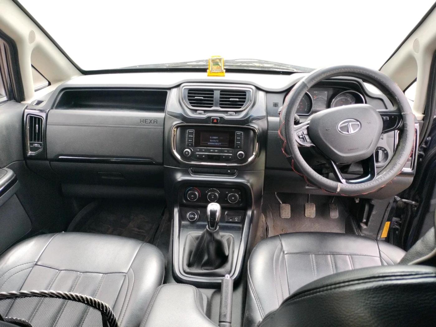 2018 Tata Hexa XE 4X2 7 STR, Diesel, Manual, 96,163 km, interior