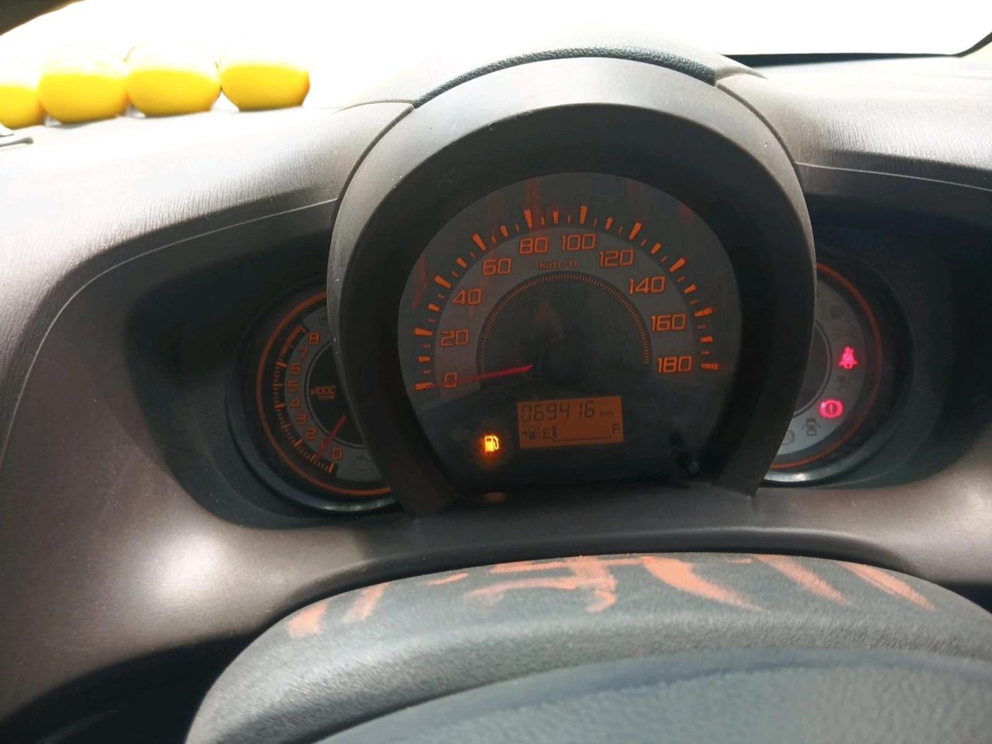 2012 Honda Brio V MT, Petrol, Manual, 69,416 km, interior