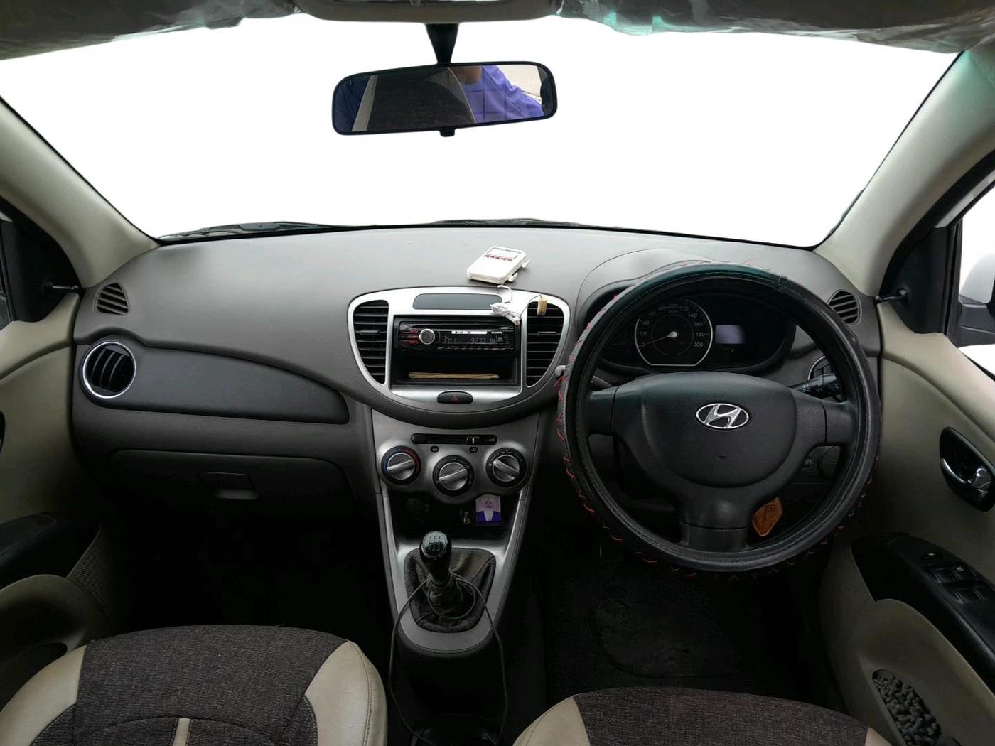 2012 Hyundai i10 MAGNA 1.1, Petrol, Manual, 97,769 km, interior