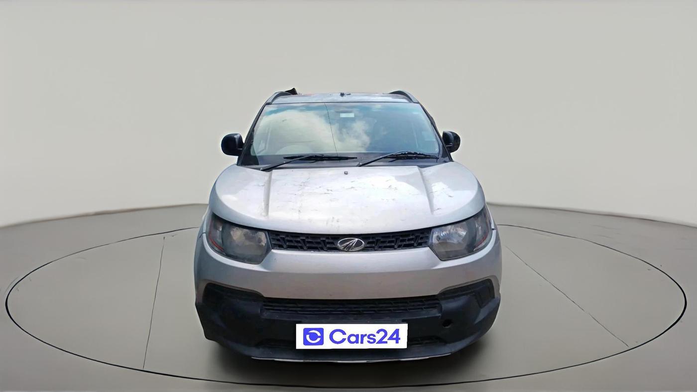 2016 Mahindra Kuv100 K6 6 STR, CNG, Manual, 68,301 km, exterior