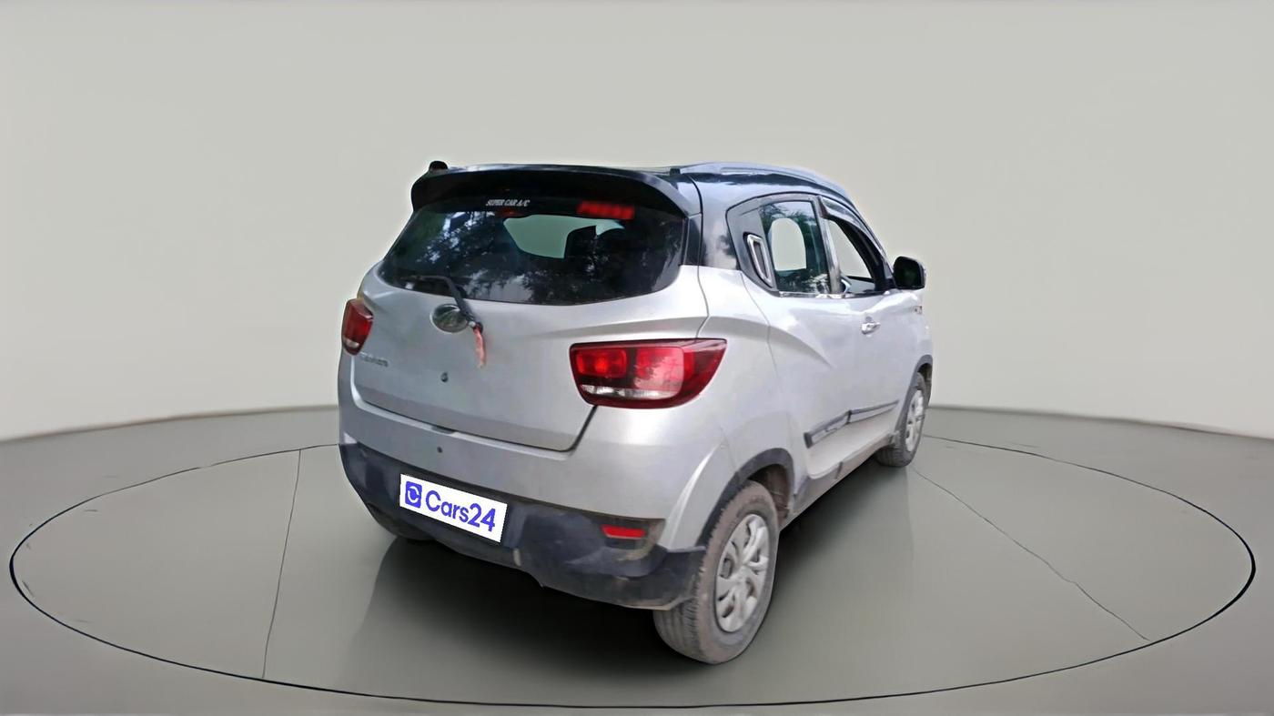 2016 Mahindra Kuv100 K6 6 STR, CNG, Manual, 68,301 km, exterior