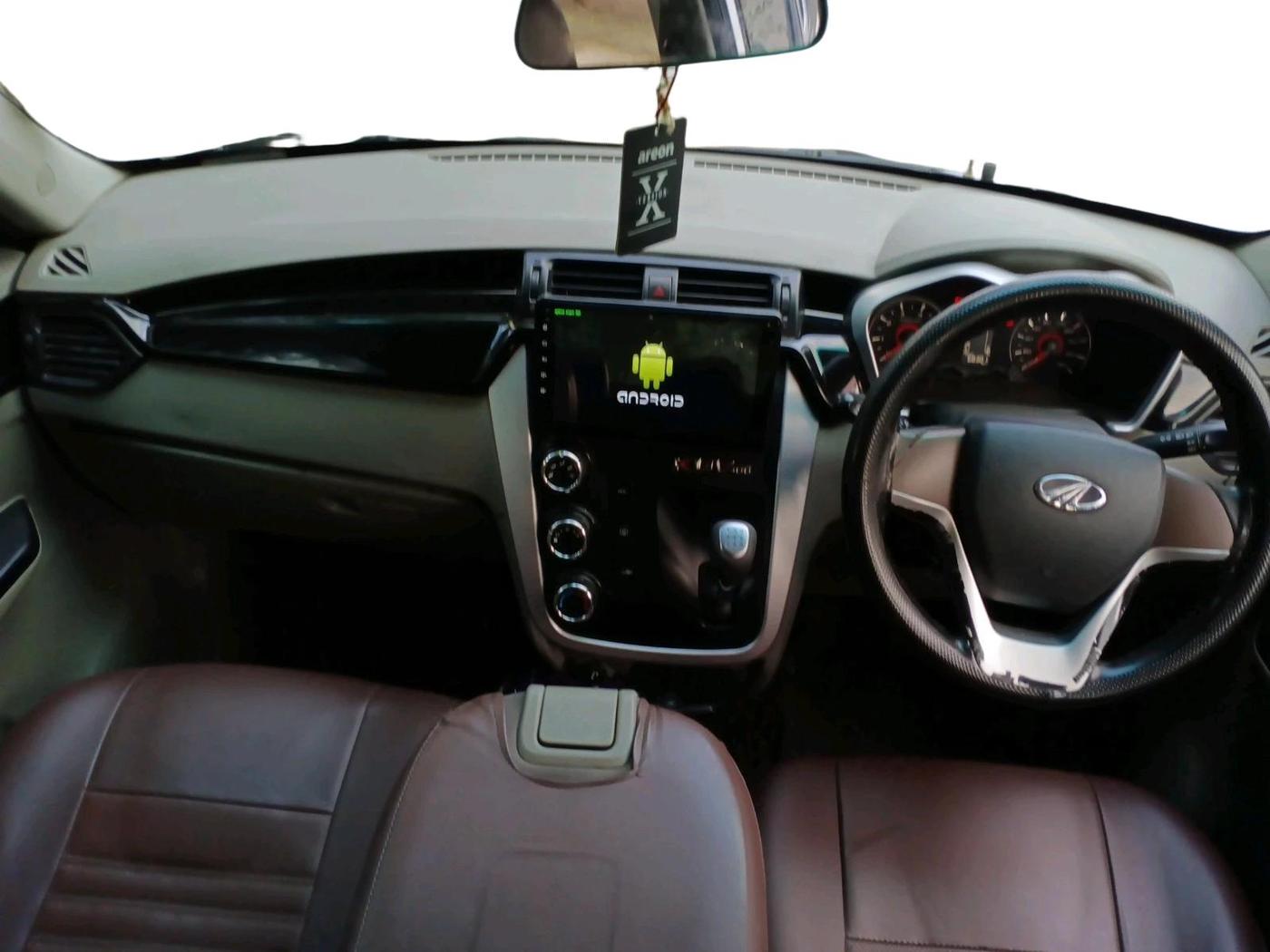 2016 Mahindra Kuv100 K6 6 STR, CNG, Manual, 68,301 km, interior