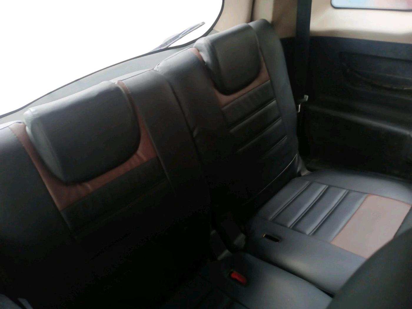 2013 Mahindra XUV500 W6, Diesel, Manual, 70,643 km, interior