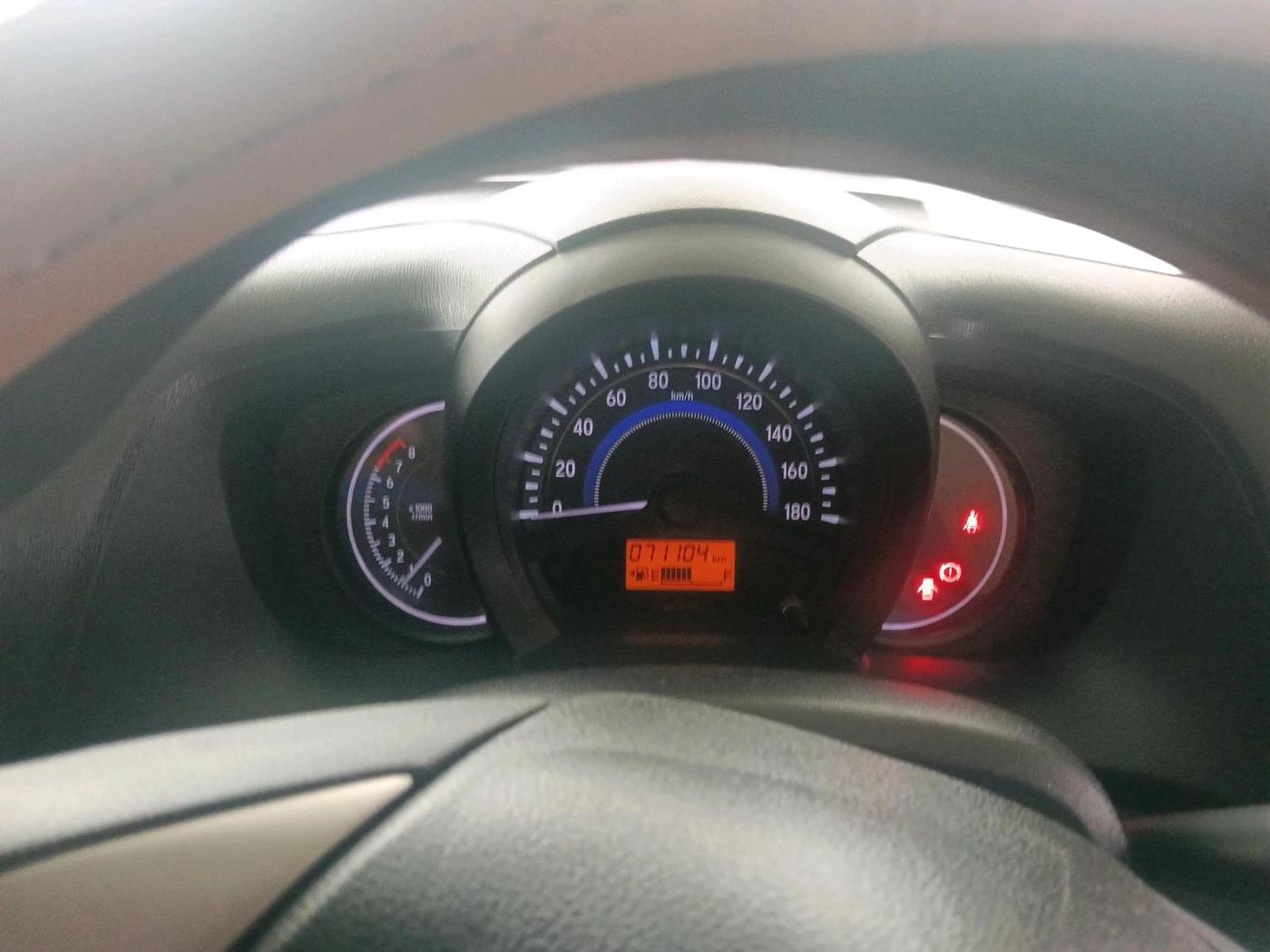 2015 Honda Amaze 1.2L I-VTEC VX, Petrol, Manual, 71,104 km, interior