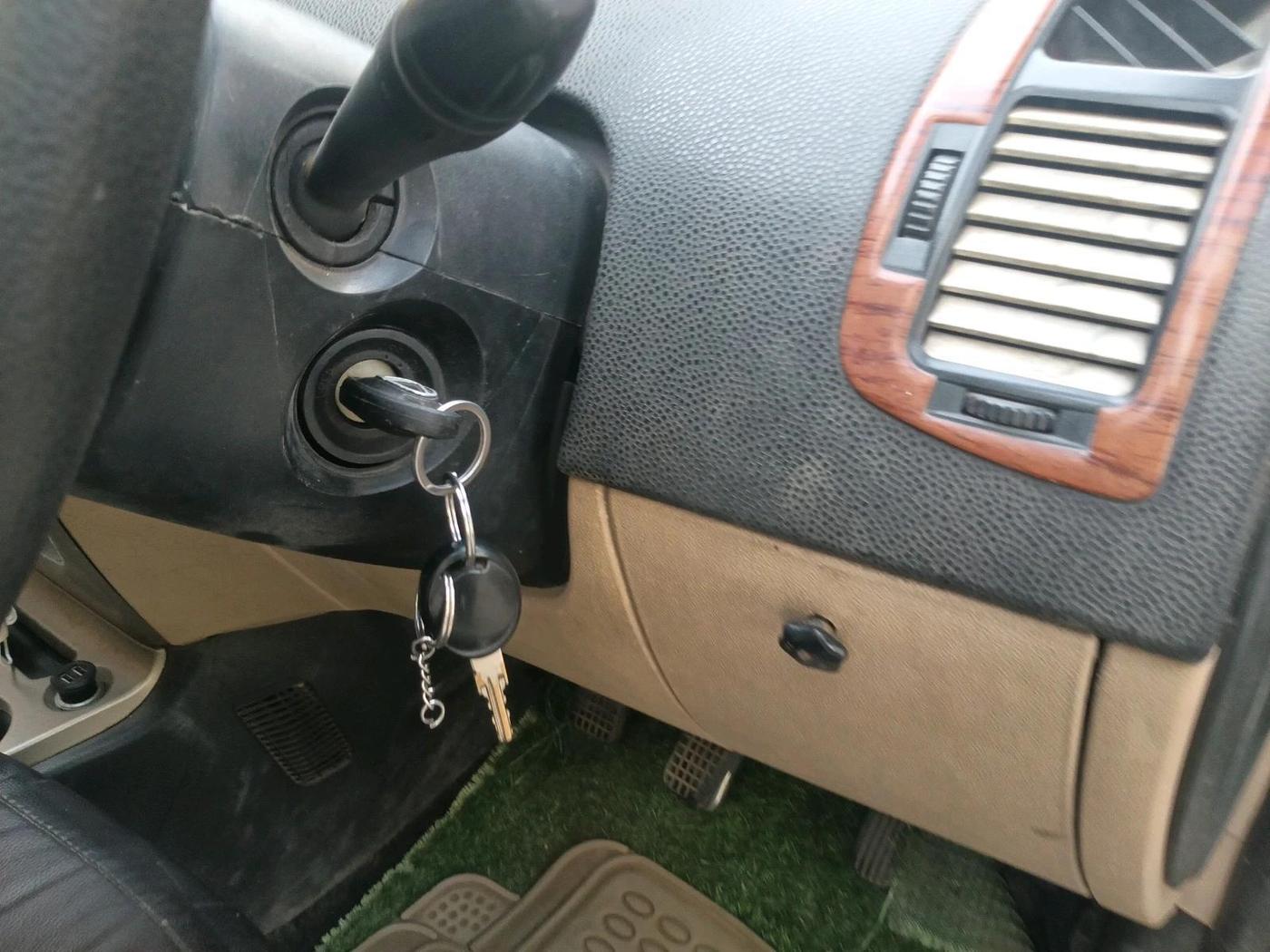 2012 Tata Indica Vista LS TDI, Diesel, Manual, 86,826 km, interior