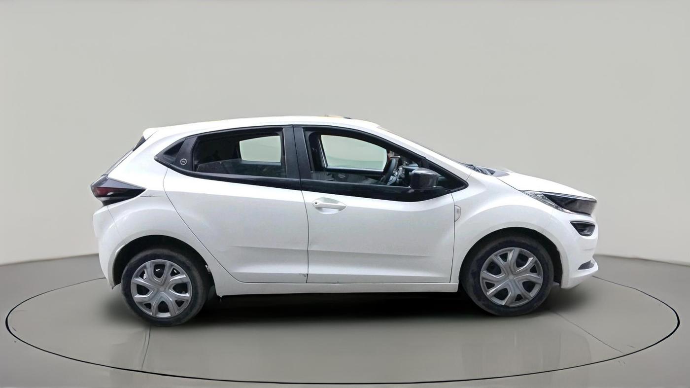 2024 Tata ALTROZ XM PLUS DIESEL, Diesel, Manual, 40,646 km, exterior