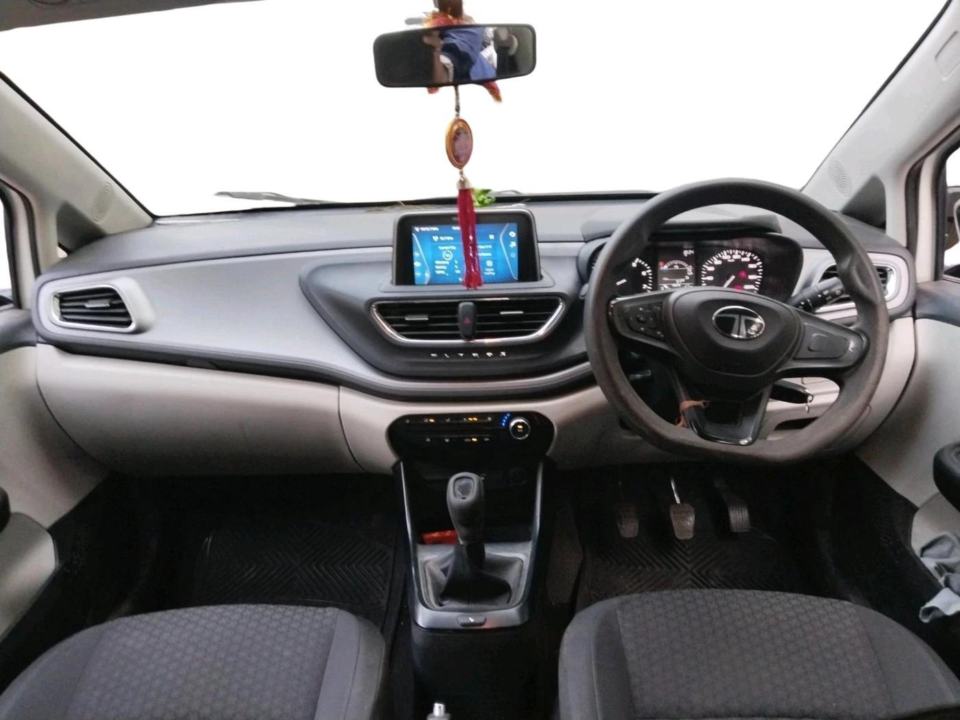 2024 Tata ALTROZ XM PLUS DIESEL, Diesel, Manual, 40,646 km, interior