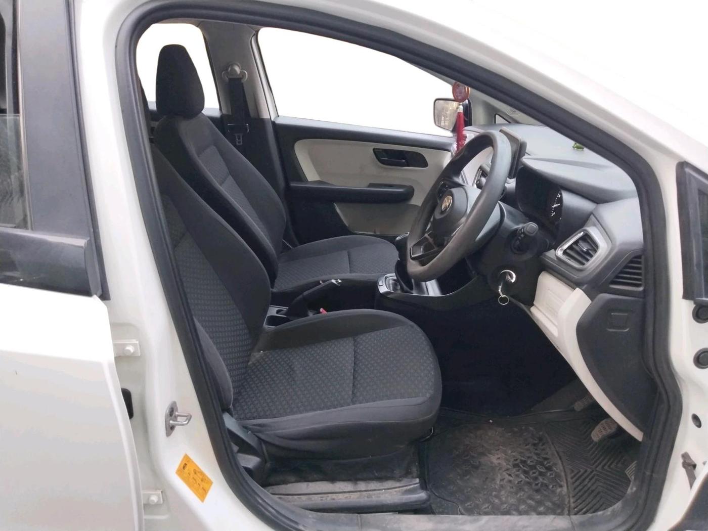 2024 Tata ALTROZ XM PLUS DIESEL, Diesel, Manual, 40,646 km, interior