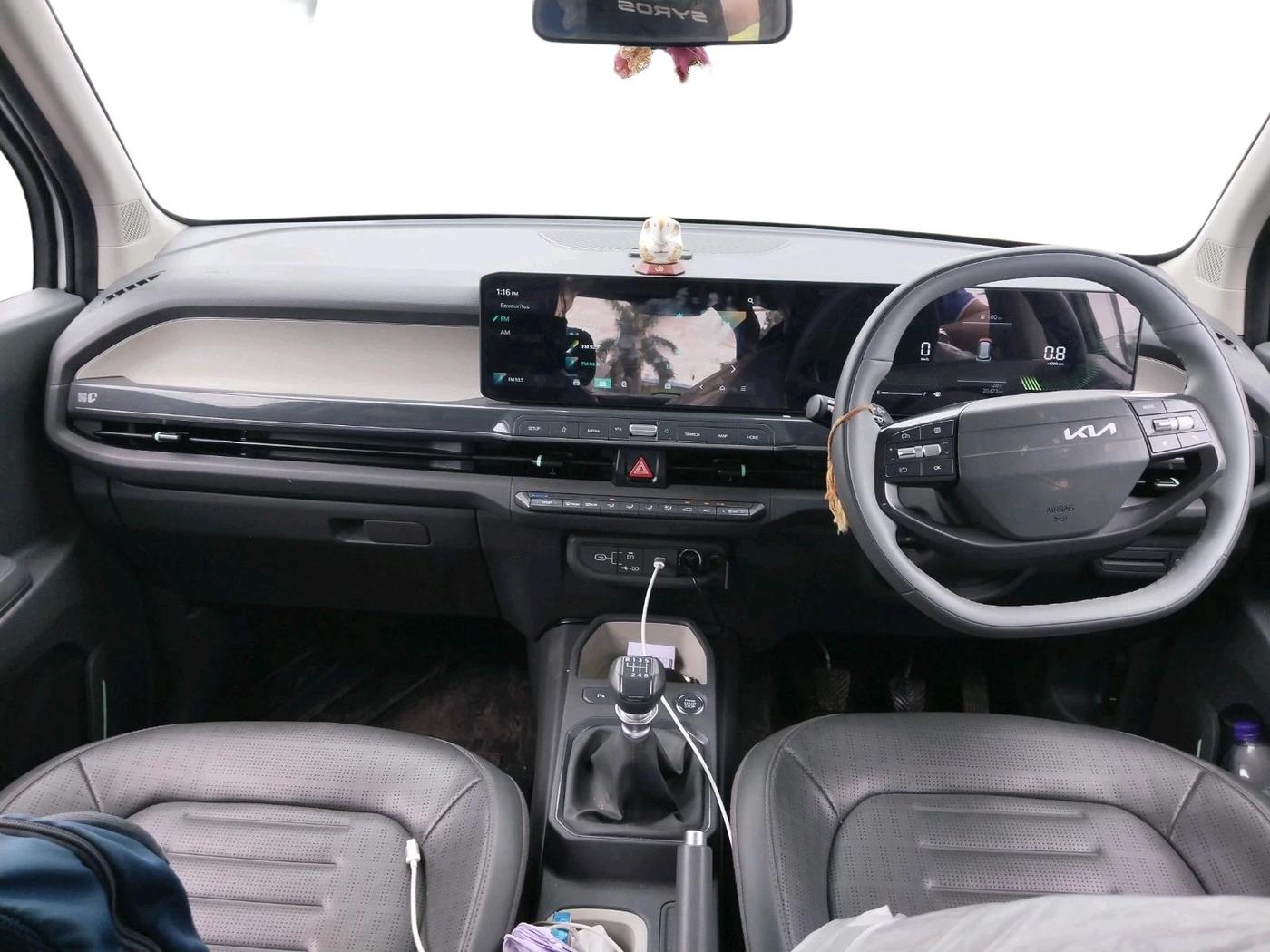 2025 KIA SYROS HTX 1.5 Diesel 6MT, Diesel, Manual, 20,423 km, interior