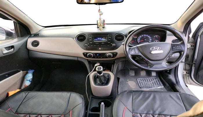 2014 Hyundai Xcent SX 1.2, Petrol, Manual, 1,05,516 km, interior