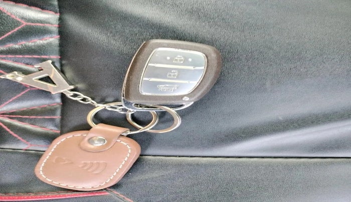 2014 Hyundai Xcent SX 1.2, Petrol, Manual, 1,05,516 km, interior