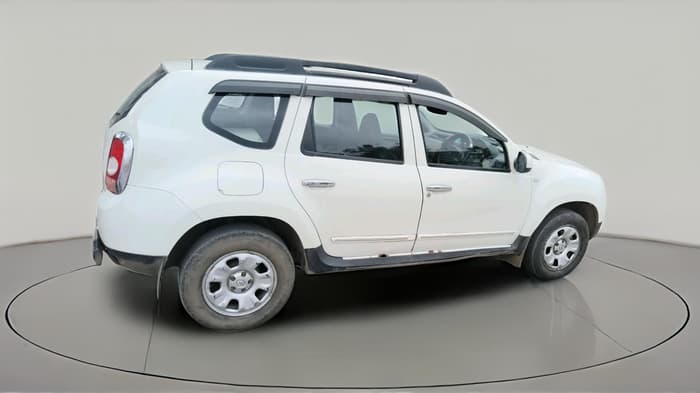 2015 Renault Duster 85 PS RXL DIESEL, Diesel, Manual, 1,41,903 km, exterior