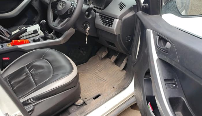 2021 Tata NEXON XE PETROL, Petrol, Manual, 83,583 km, interior